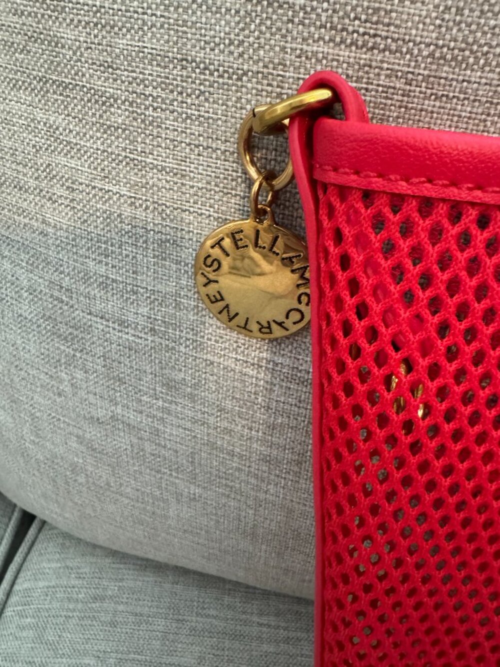 **EARLY RELEASE** Stella McCartney x H&M Large Mesh Tote Bag - Picture 6 of 14